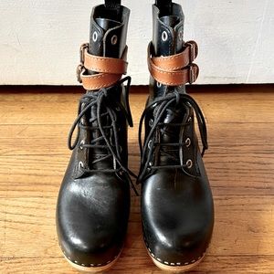 NWOT | Swedish Hasbeens Two-Toned Combat Boots Size 6/36
